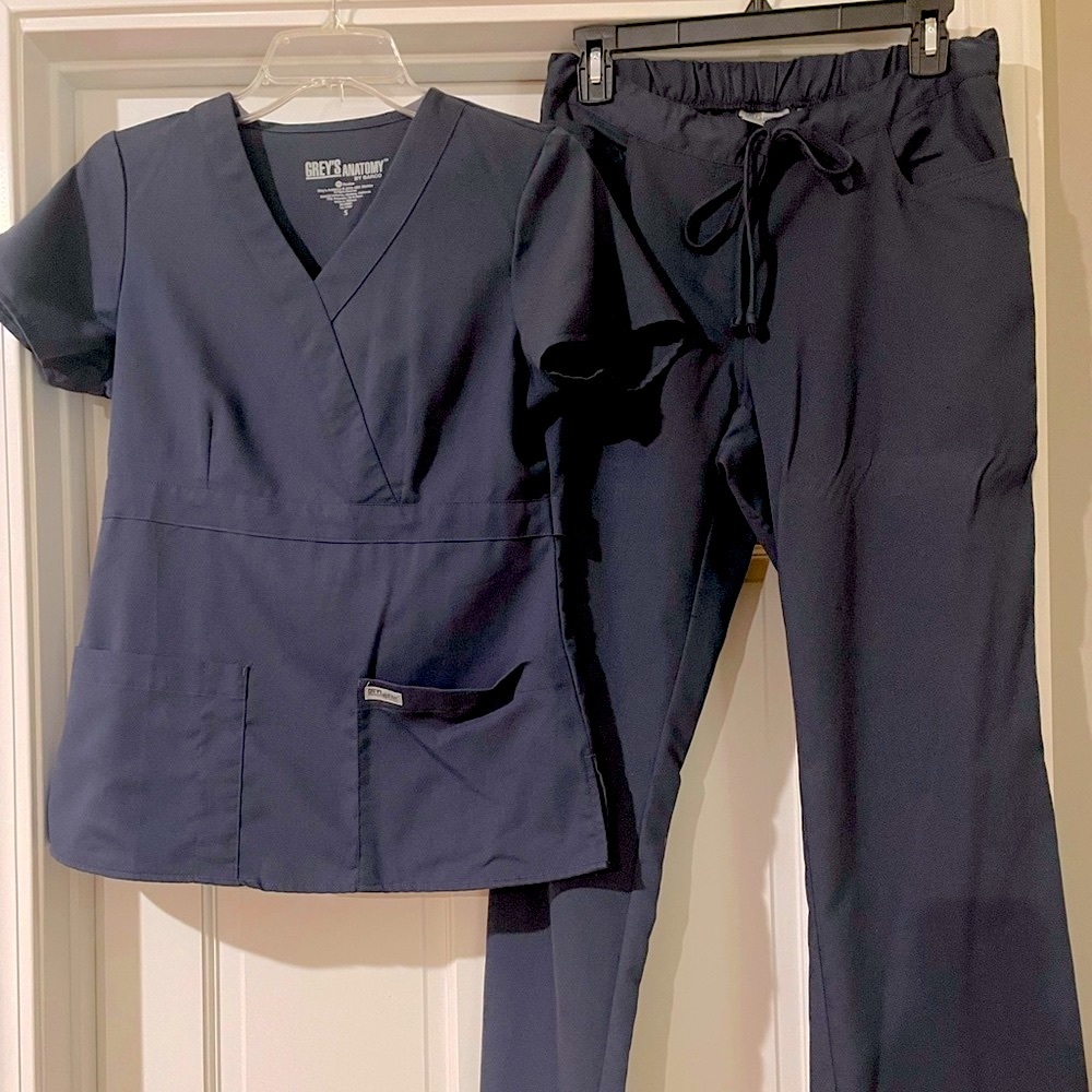 Small Grey’s Anatomy Navy Scrubs - Like New.